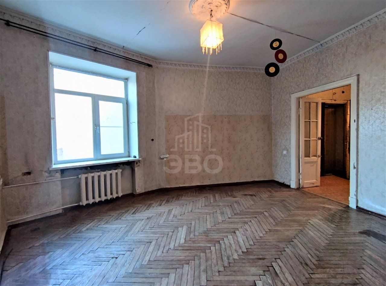 трехкомнатная квартира в Санкт-Петербурге по адресу: Блохина ул., 23