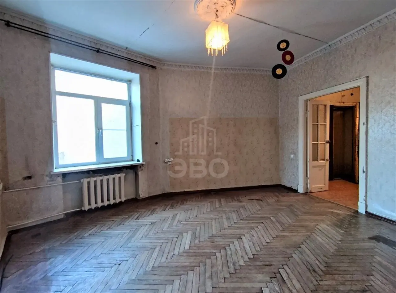 трехкомнатная квартира в Санкт-Петербурге по адресу: Блохина ул., 23