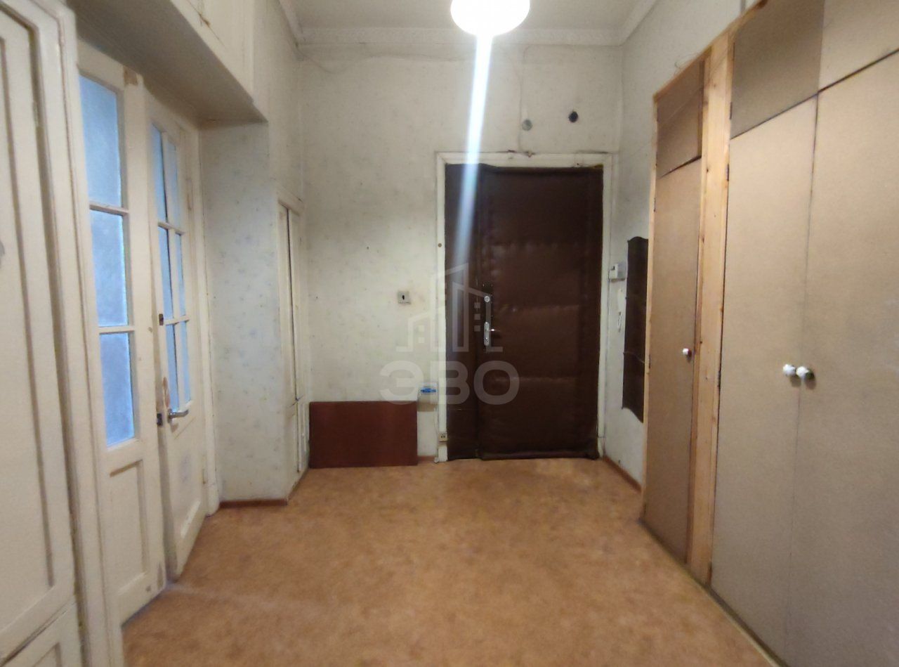 трехкомнатная квартира в Санкт-Петербурге по адресу: Блохина ул., 23