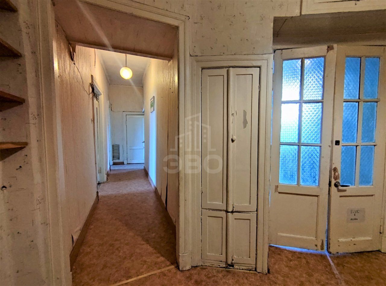 трехкомнатная квартира в Санкт-Петербурге по адресу: Блохина ул., 23