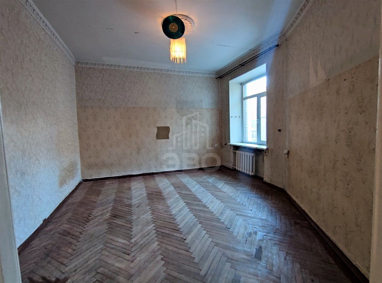 трехкомнатная квартира в Санкт-Петербурге по адресу: Блохина ул., 23