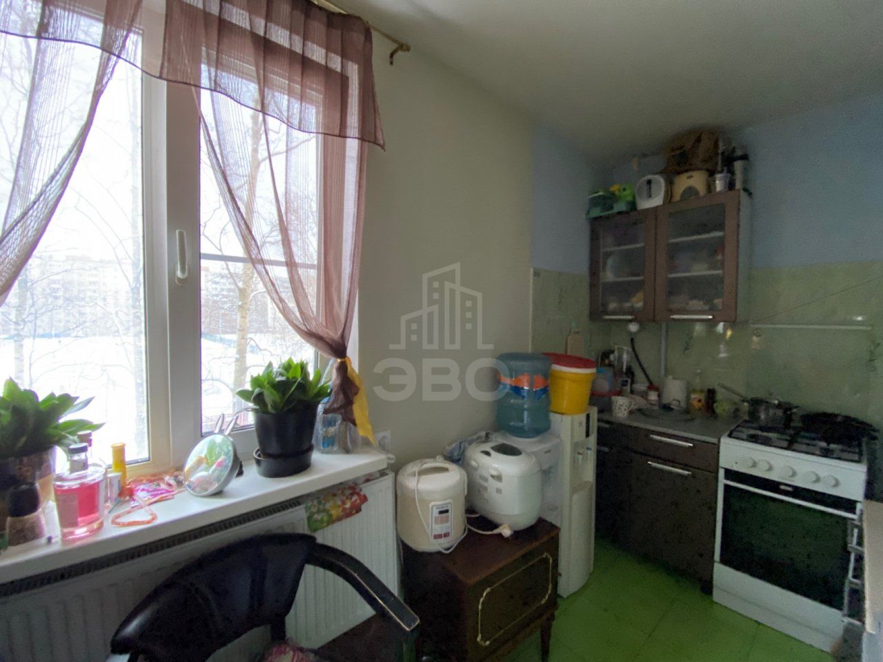 трехкомнатная квартира в Санкт-Петербурге по адресу: Дыбенко ул., 12, к 1, литера Е