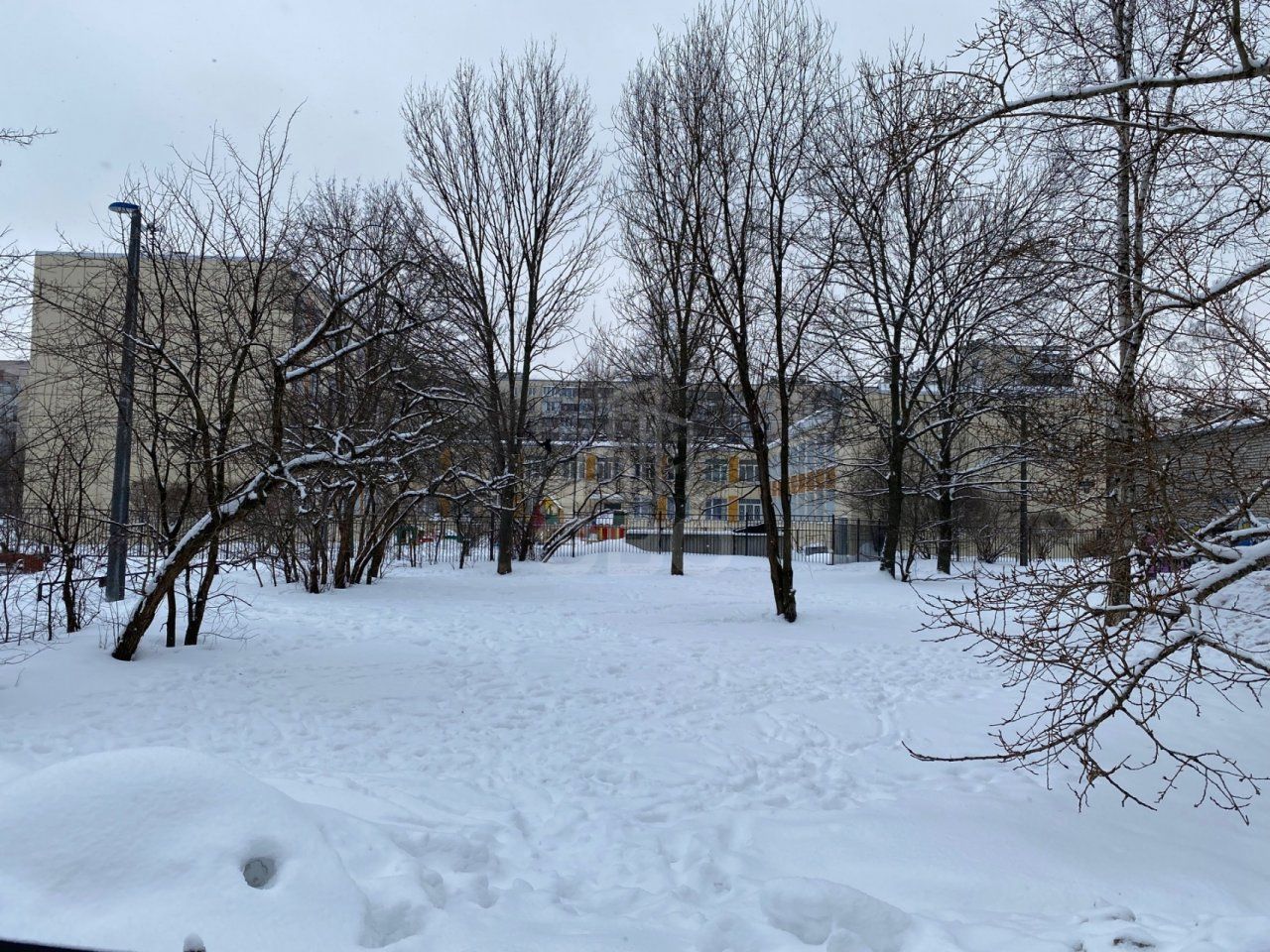 трехкомнатная квартира в Санкт-Петербурге по адресу: Дыбенко ул., 12, к 1, литера Е