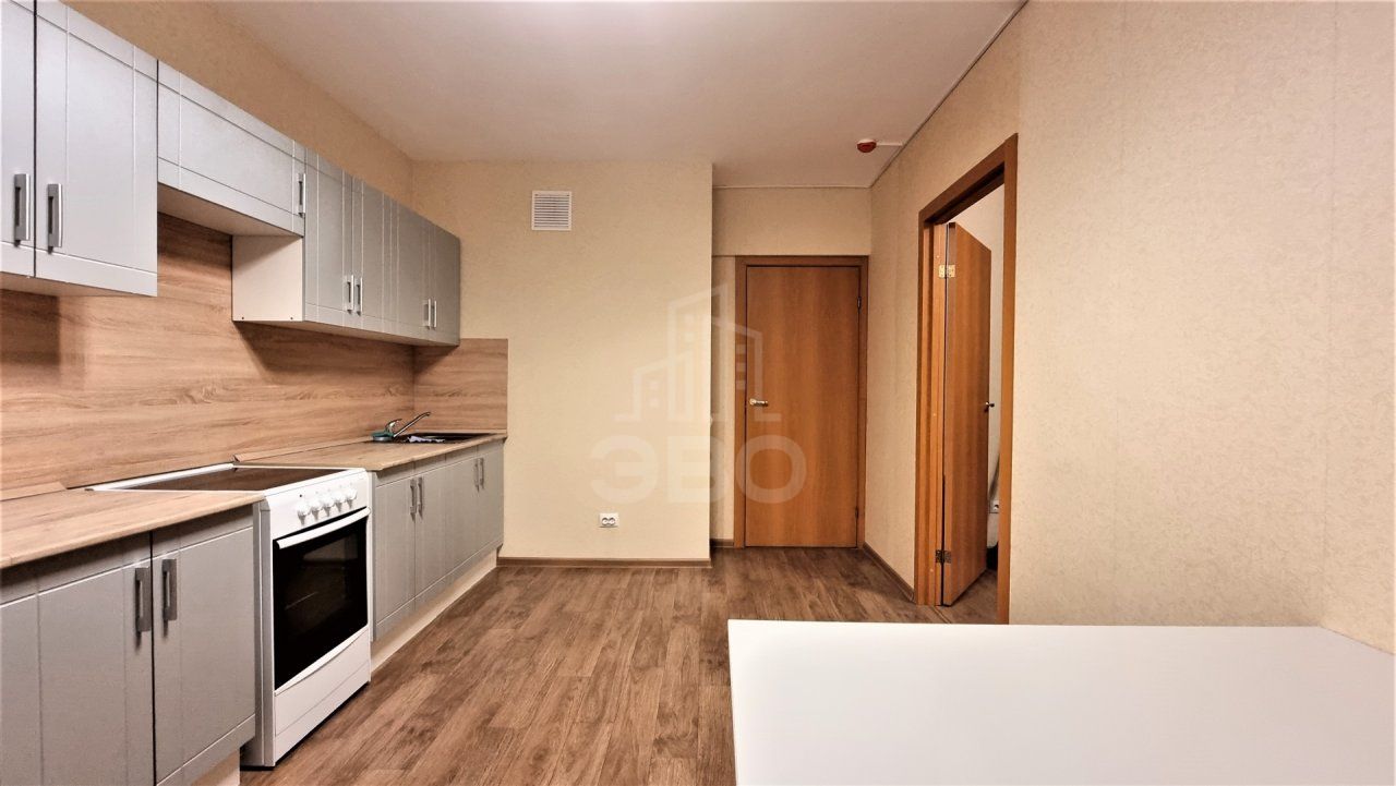 однокомнатная квартира в Санкт-Петербурге по адресу: Гладышевский просп.., 38, к 1