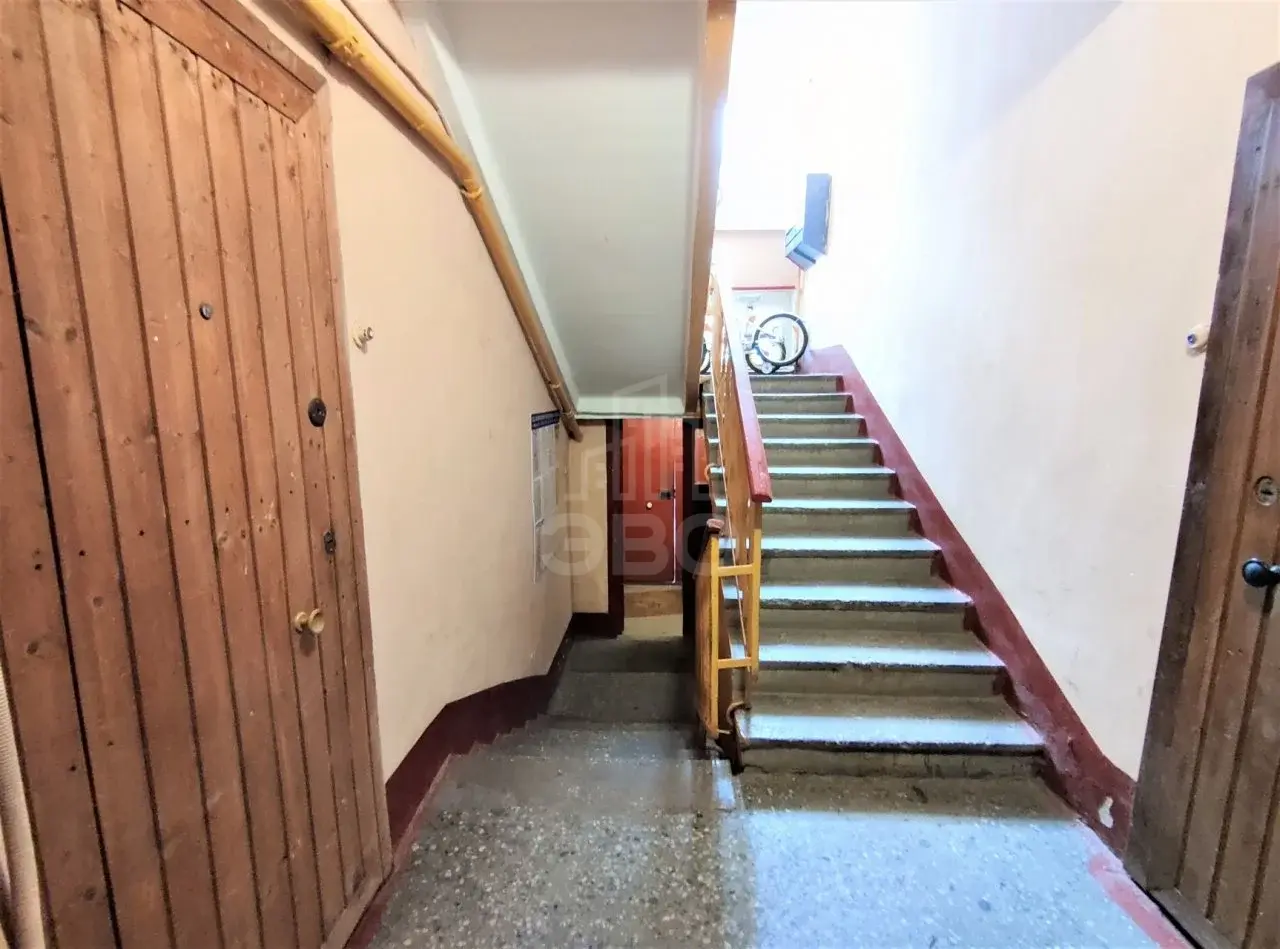 трехкомнатная квартира в Санкт-Петербурге по адресу: Кузнецовская ул., 24, литера А