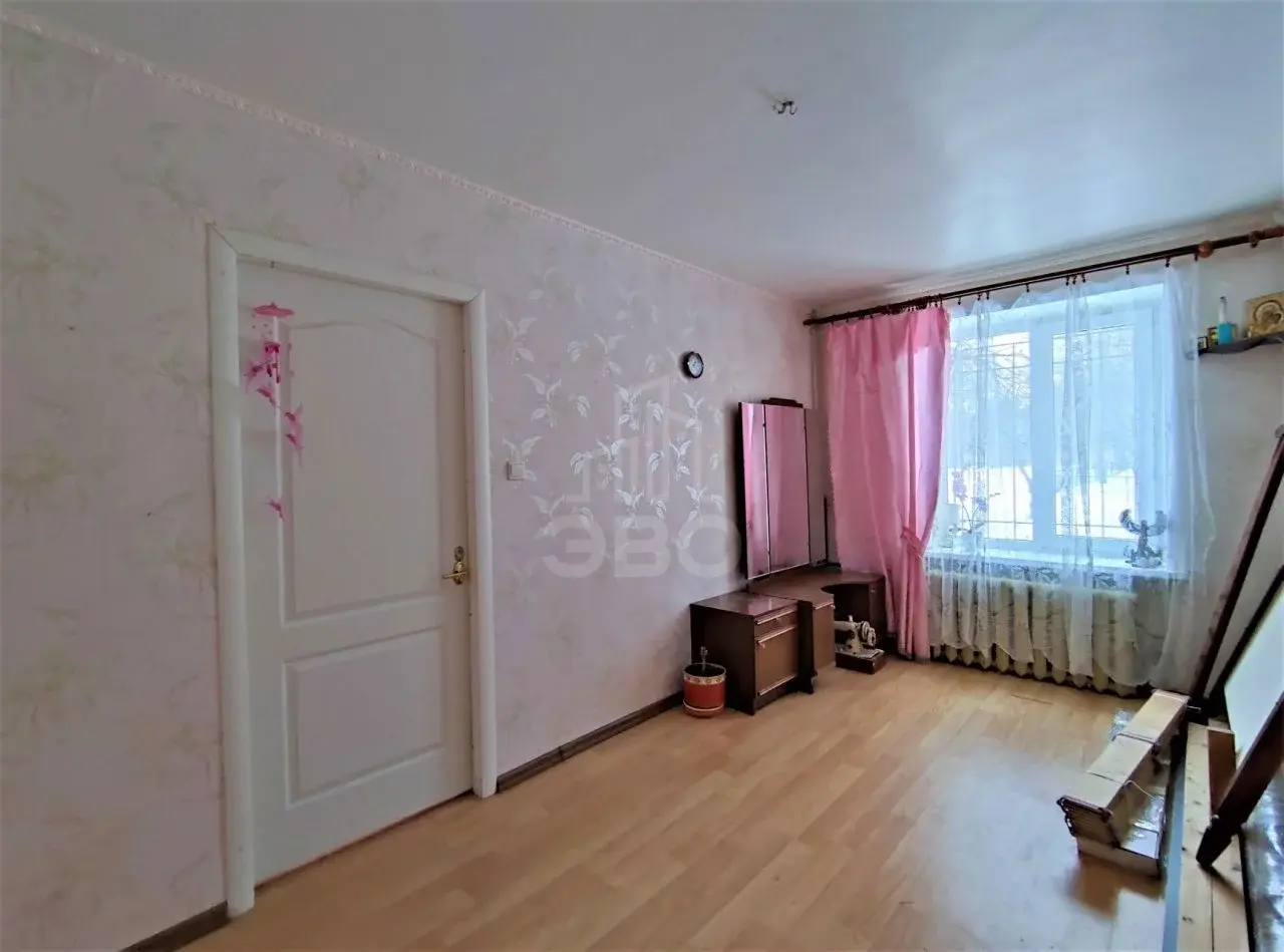 трехкомнатная квартира в Санкт-Петербурге по адресу: Кузнецовская ул., 24, литера А