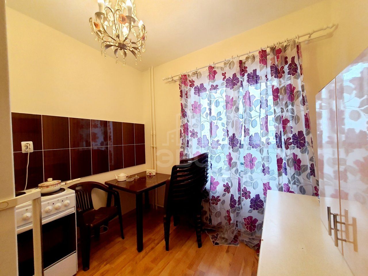 двухкомнатная квартира в Санкт-Петербурге по адресу: Петергофское ш., 84, к 6