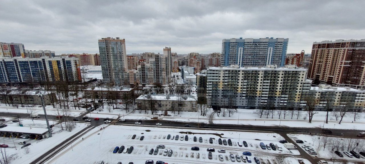 однокомнатная квартира в Санкт-Петербурге по адресу: Лабораторный проспект, 20, к 3