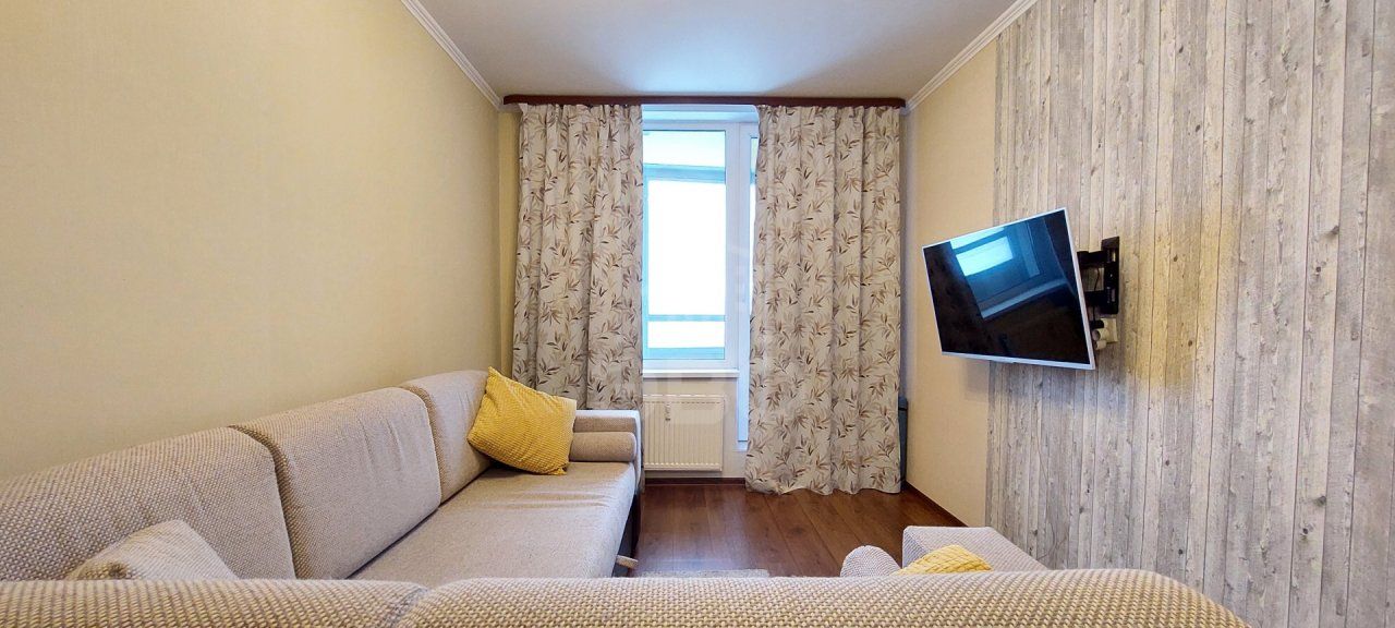 однокомнатная квартира в Санкт-Петербурге по адресу: Лабораторный проспект, 20, к 3