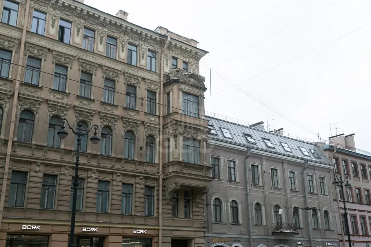 трехкомнатная квартира в Санкт-Петербурге по адресу: Невский проспект, 119