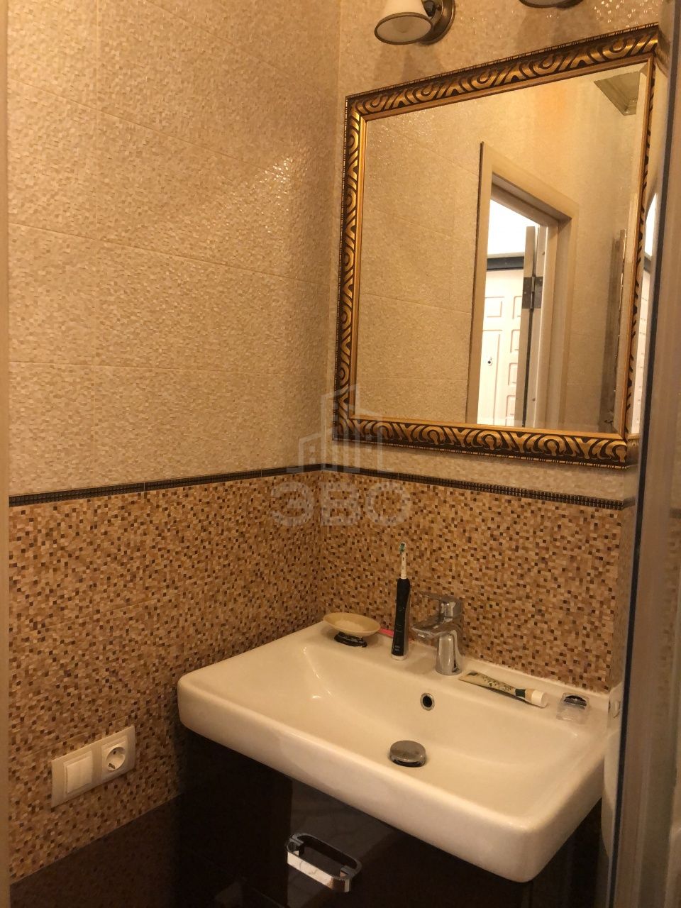 однокомнатная квартира в Санкт-Петербурге по адресу: Русановская ул., 15, к 1