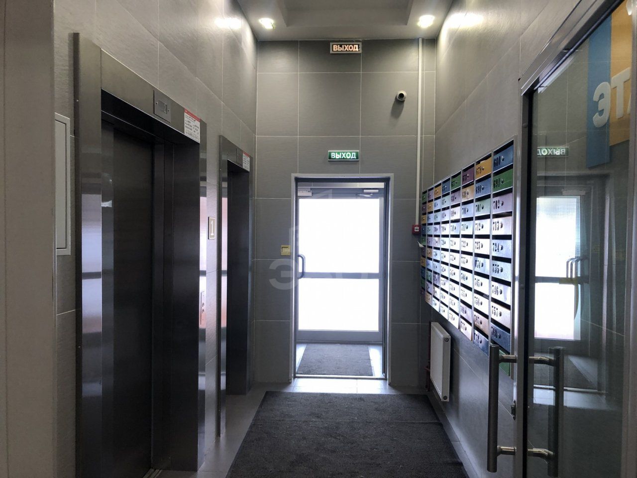 однокомнатная квартира в Санкт-Петербурге по адресу: Среднерогатская ул., 12, к 1