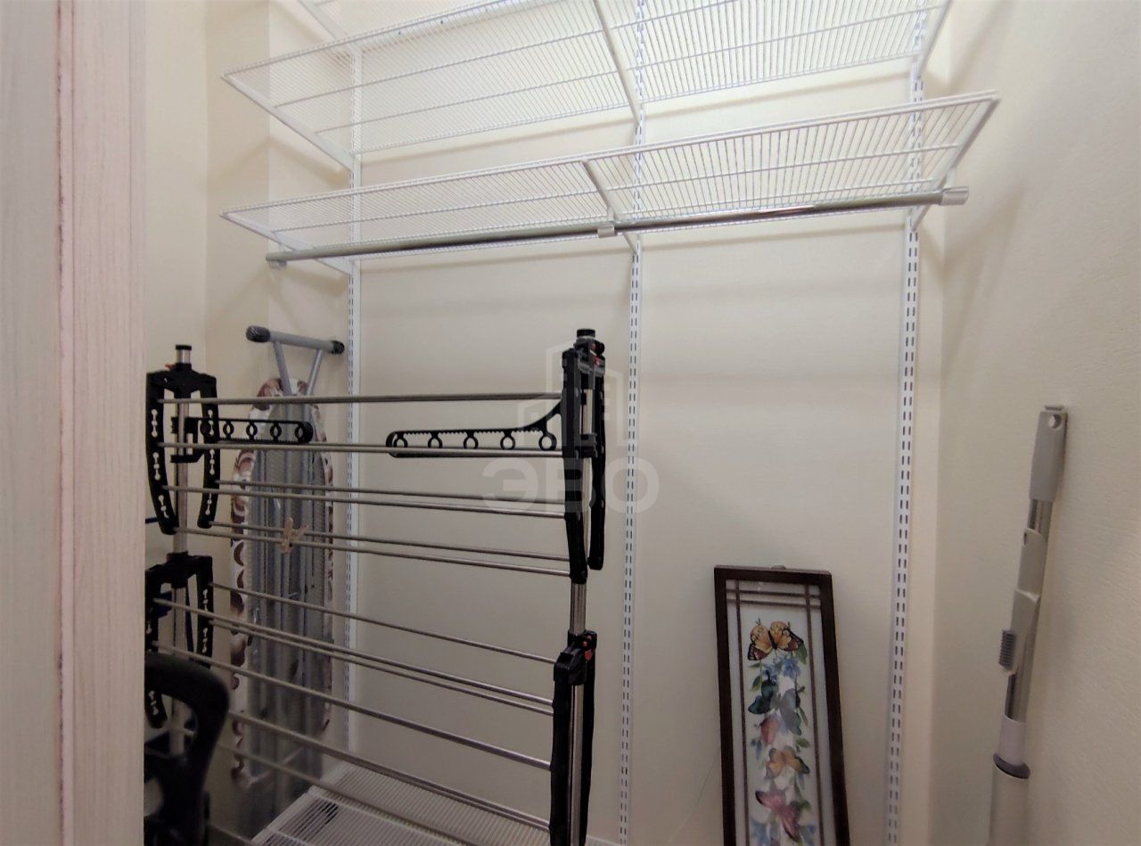 трехкомнатная квартира в Санкт-Петербурге по адресу: Ушаковская наб., 3, к 2, литера А