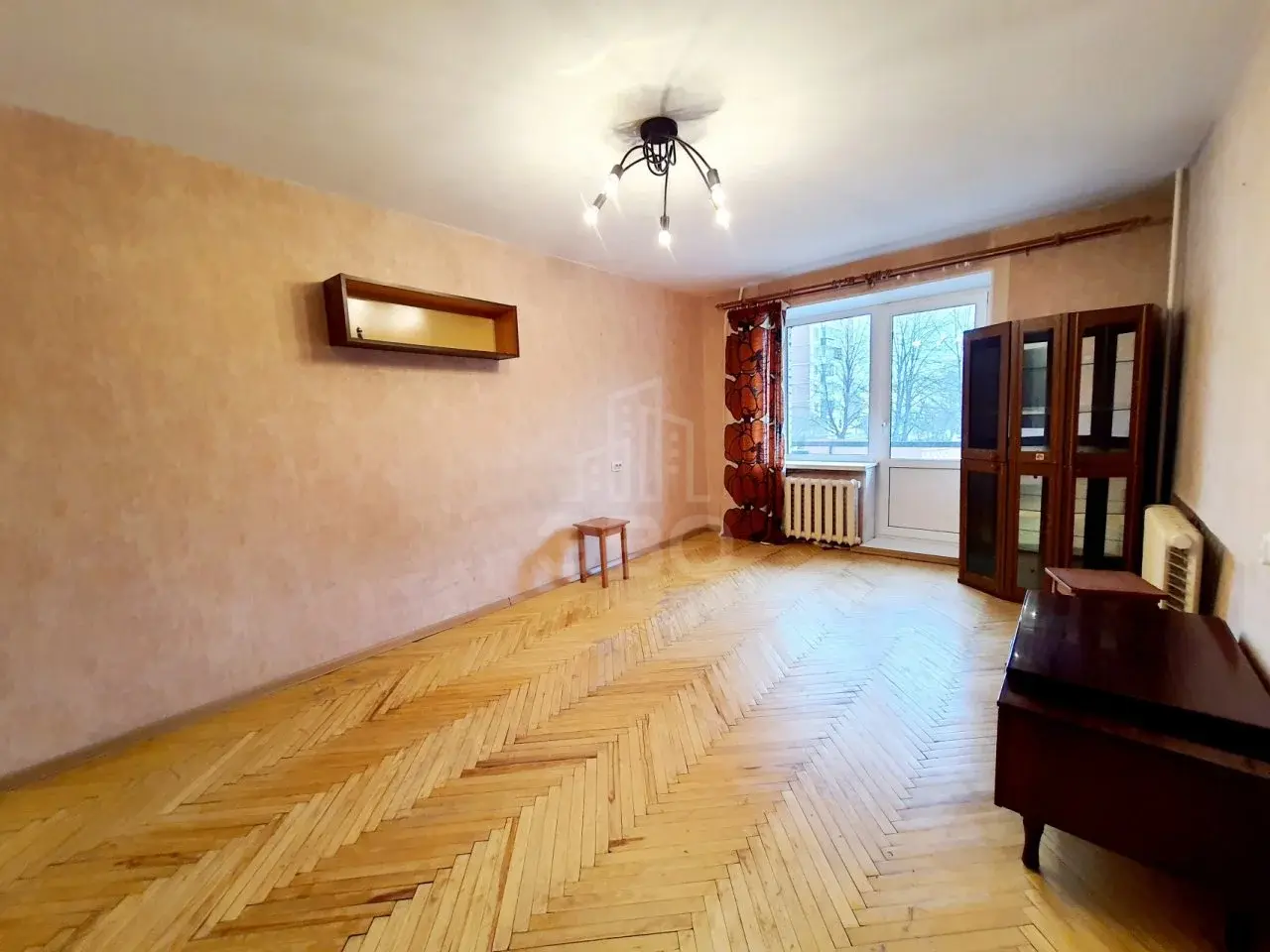 однокомнатная квартира в Санкт-Петербурге по адресу: Десантников ул., 34