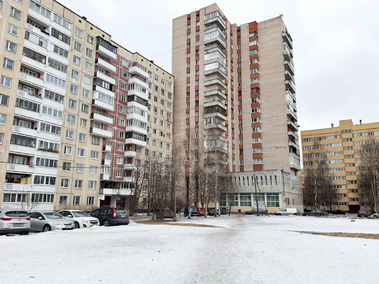 однокомнатная квартира в Санкт-Петербурге по адресу: Десантников ул., 34