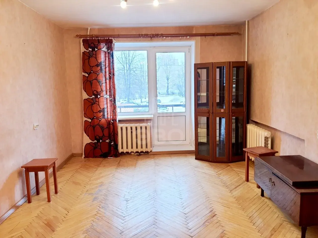 однокомнатная квартира в Санкт-Петербурге по адресу: Десантников ул., 34