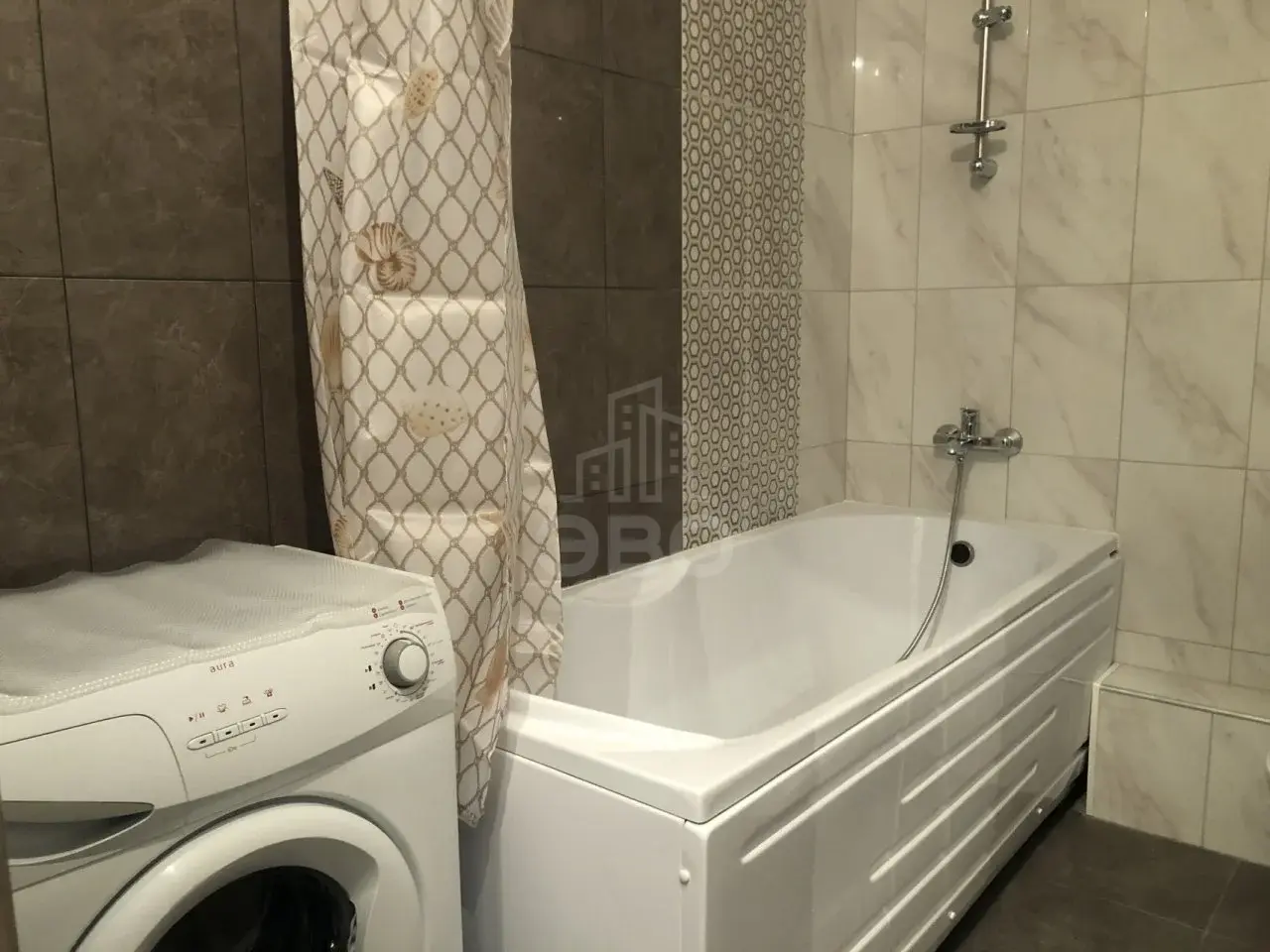 однокомнатная квартира в Санкт-Петербурге по адресу: Среднерогатская ул., 13, к 1