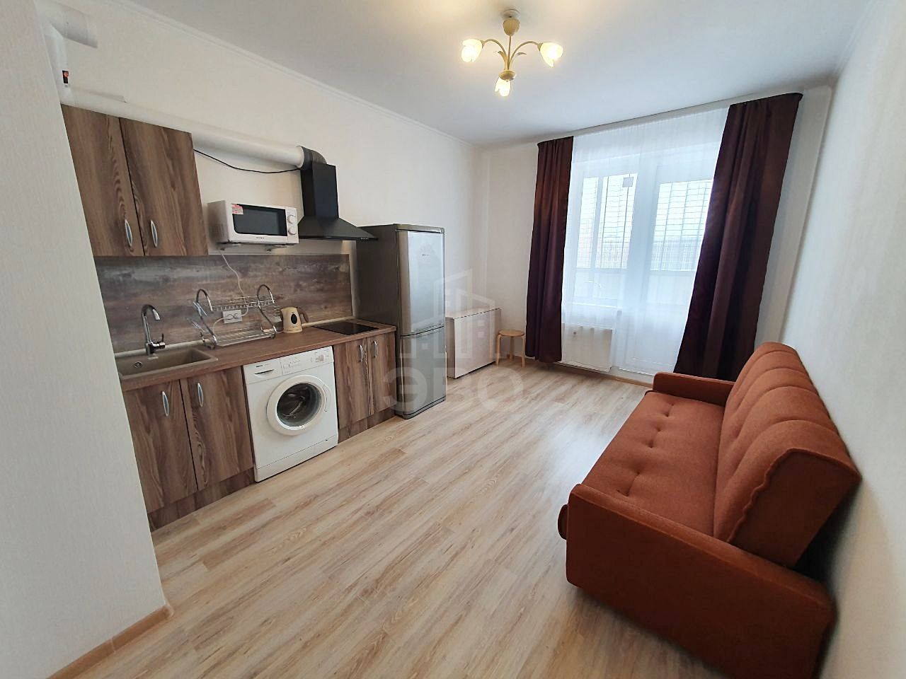 однокомнатная квартира в Санкт-Петербурге по адресу: Плесецкая ул., 10, к 1