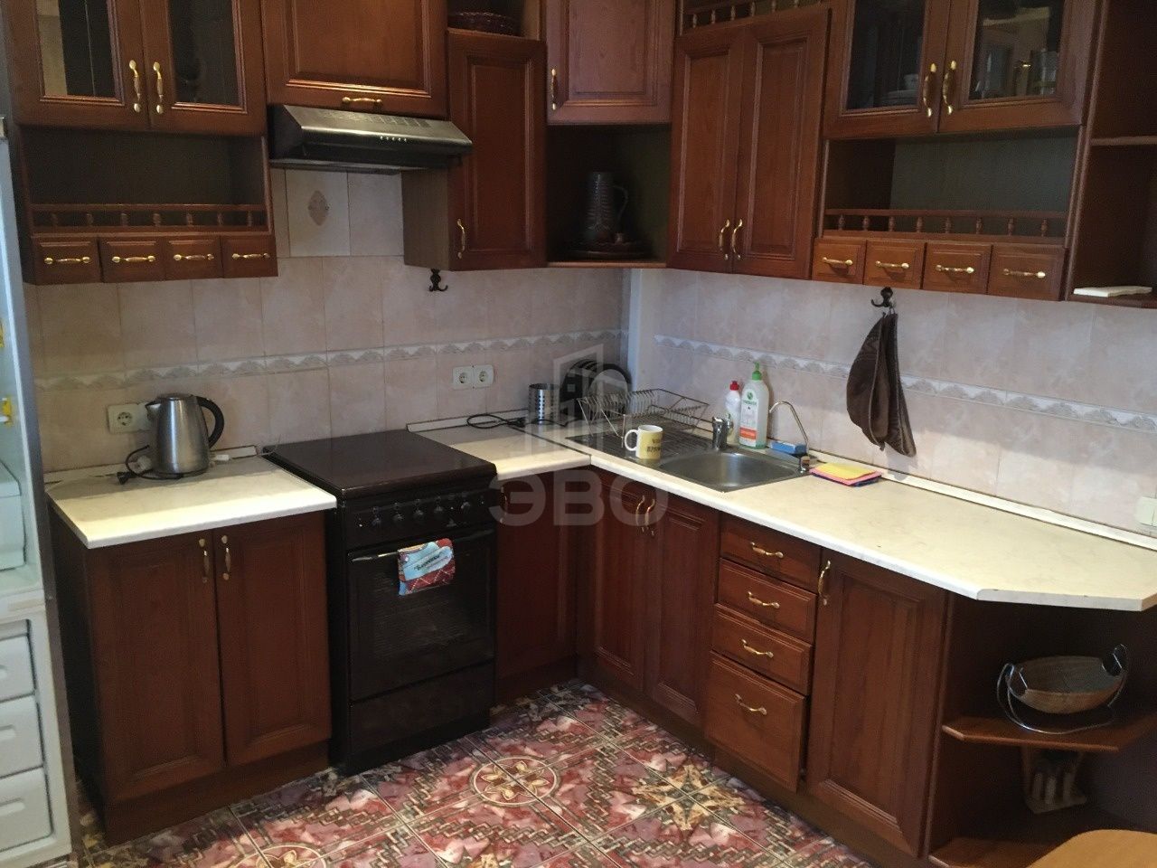 многокомнатная квартира в Санкт-Петербурге по адресу: Новгородская ул., 25