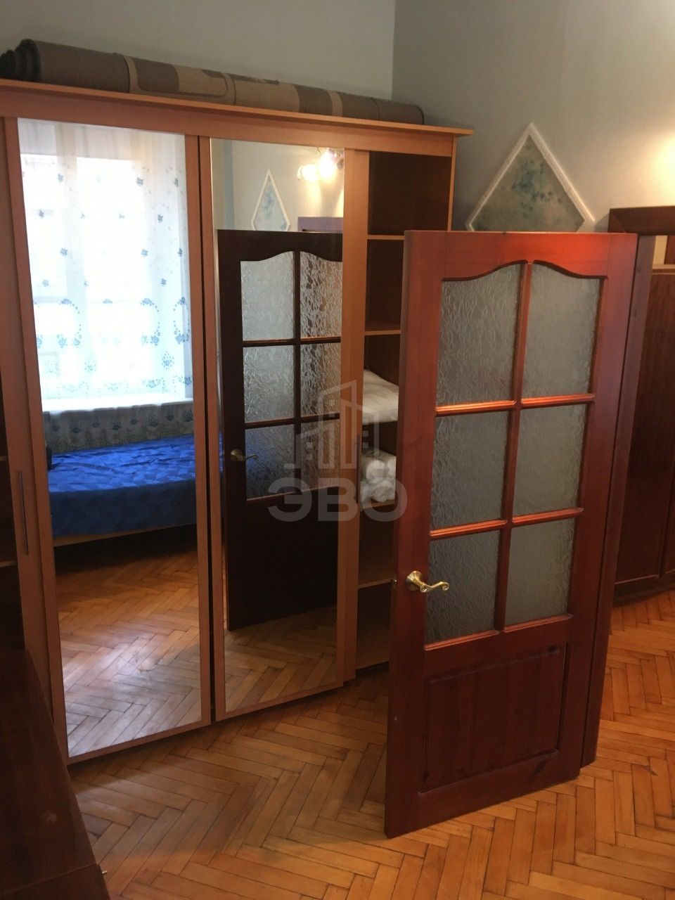 многокомнатная квартира в Санкт-Петербурге по адресу: Новгородская ул., 25