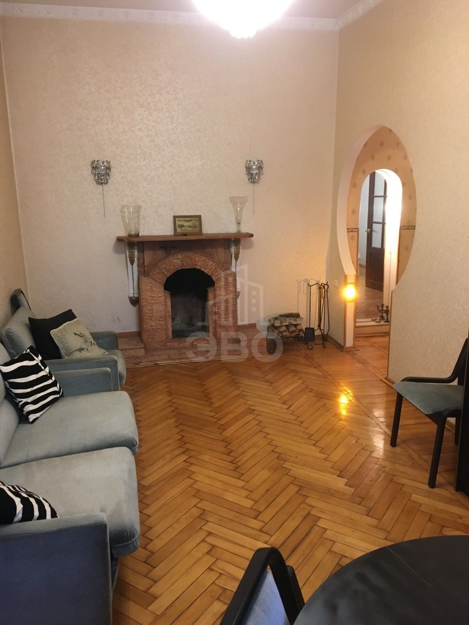 многокомнатная квартира в Санкт-Петербурге по адресу: Новгородская ул., 25