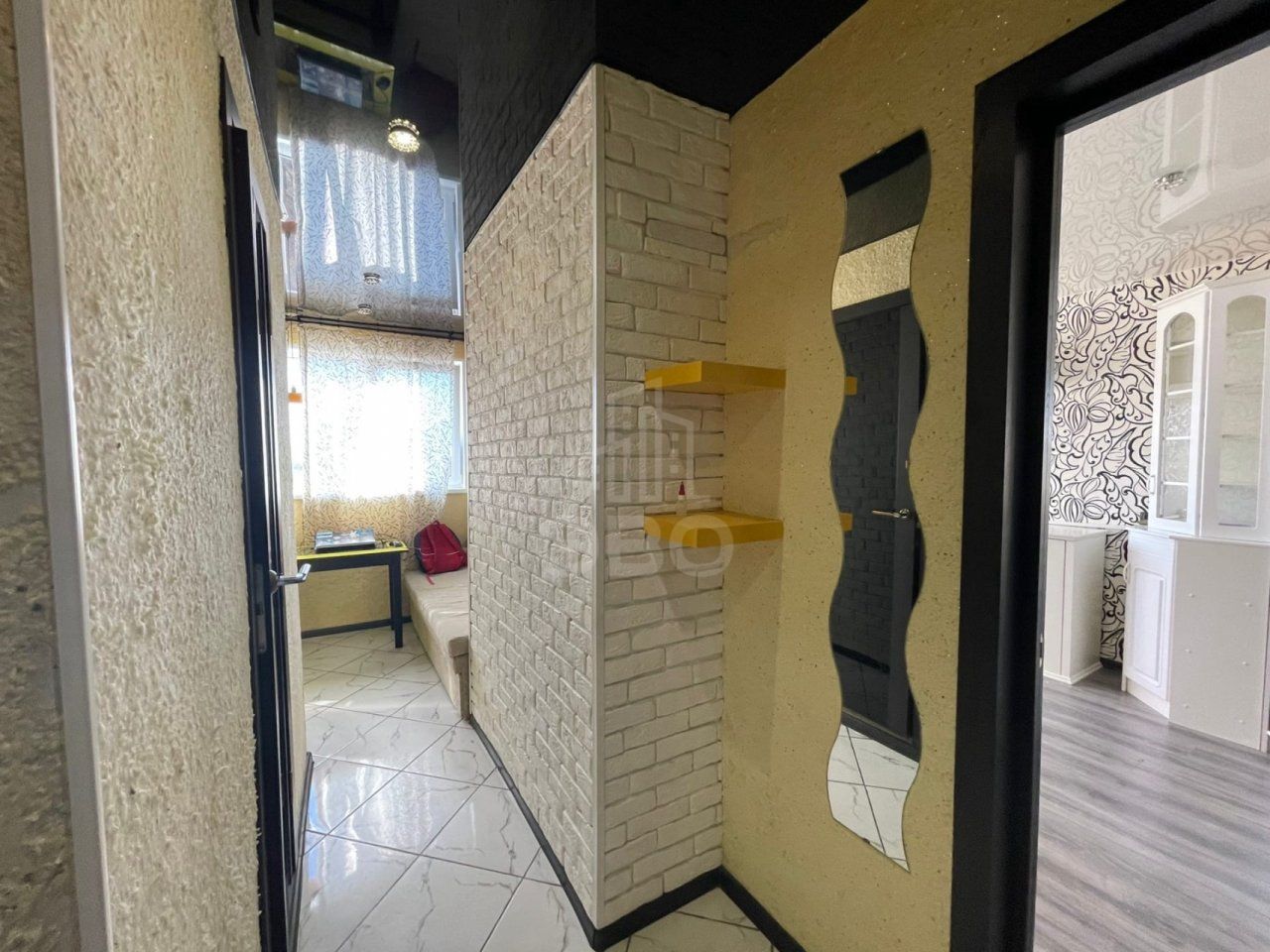 однокомнатная квартира в Санкт-Петербурге по адресу: Партизана Германа ул., 39, к 2