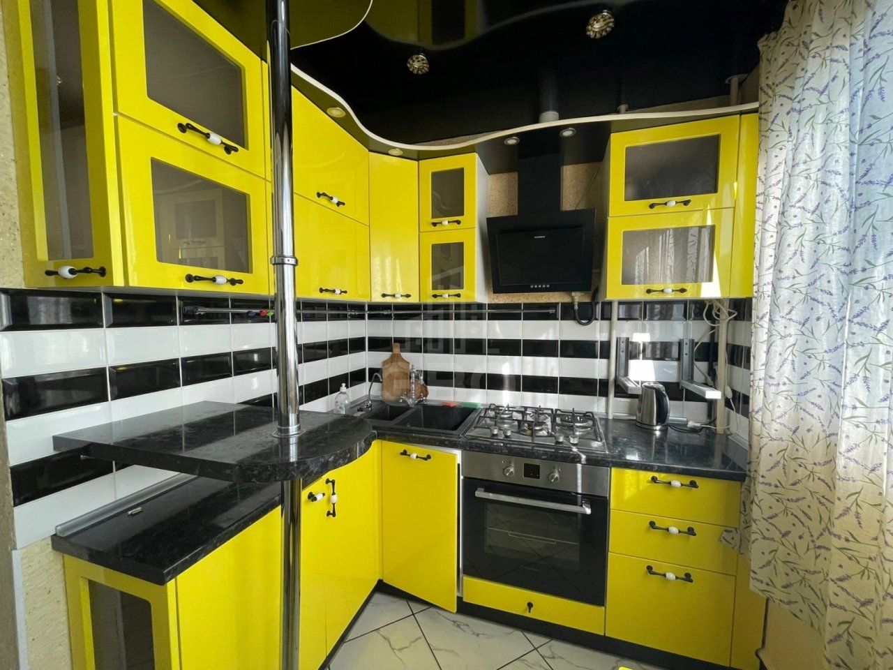 однокомнатная квартира в Санкт-Петербурге по адресу: Партизана Германа ул., 39, к 2