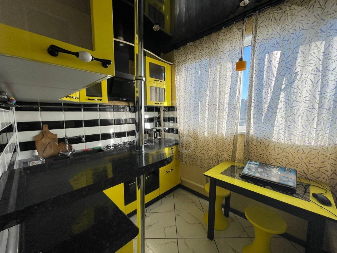 однокомнатная квартира в Санкт-Петербурге по адресу: Партизана Германа ул., 39, к 2