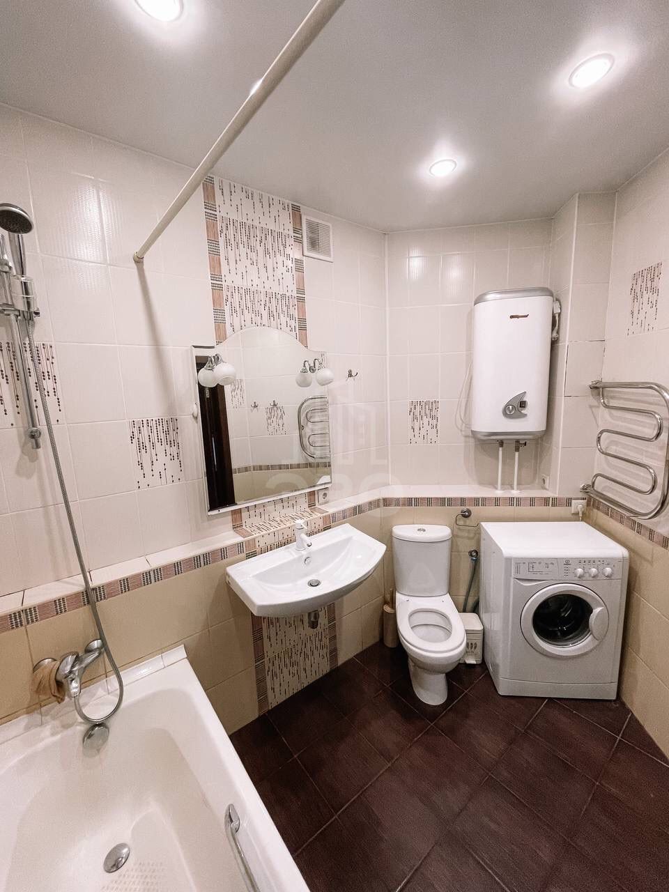 однокомнатная квартира в Санкт-Петербурге по адресу: Яхтенная ул., 3, к 1