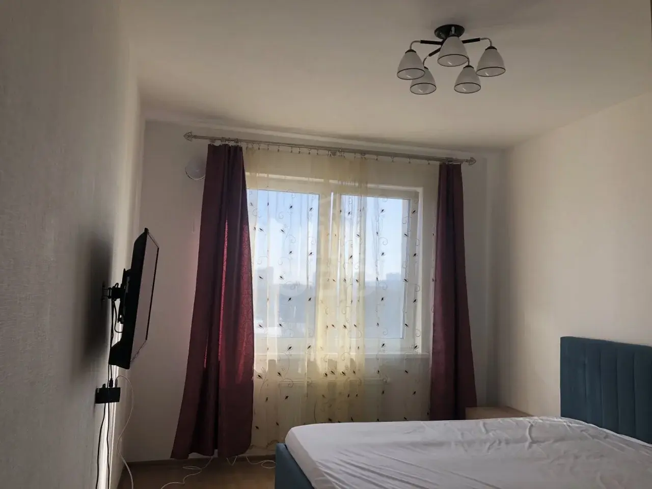 двухкомнатная квартира в Санкт-Петербурге по адресу: Космонавтов проспект, 106