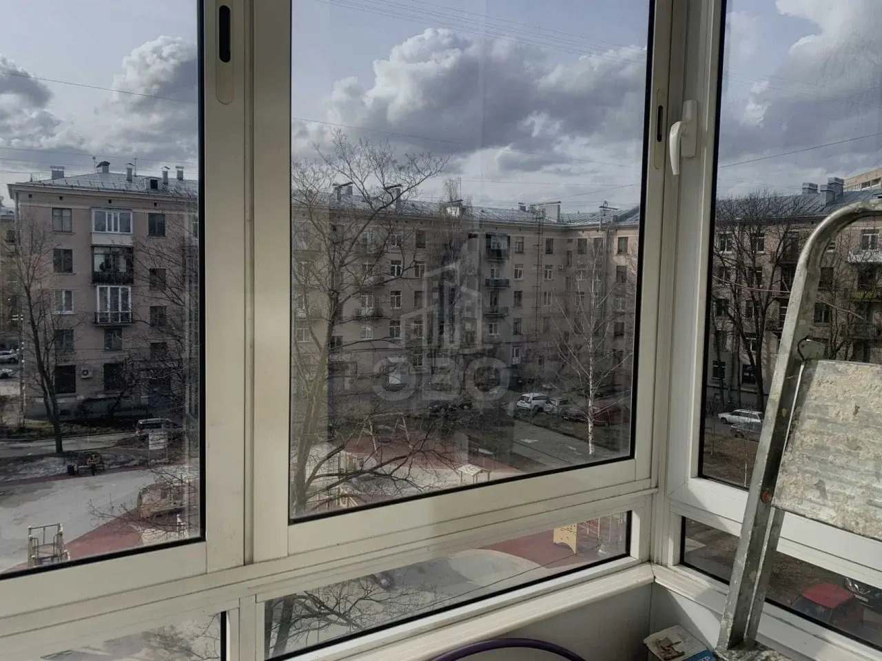 двухкомнатная квартира в Санкт-Петербурге по адресу: Синявинская ул., 14