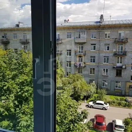 двухкомнатная квартира в Санкт-Петербурге по адресу: Синявинская ул., 14