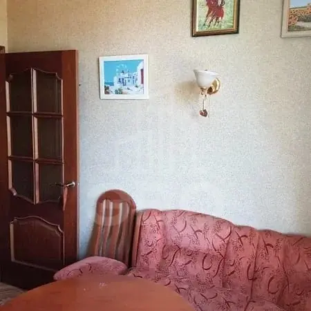 двухкомнатная квартира в Санкт-Петербурге по адресу: Синявинская ул., 14