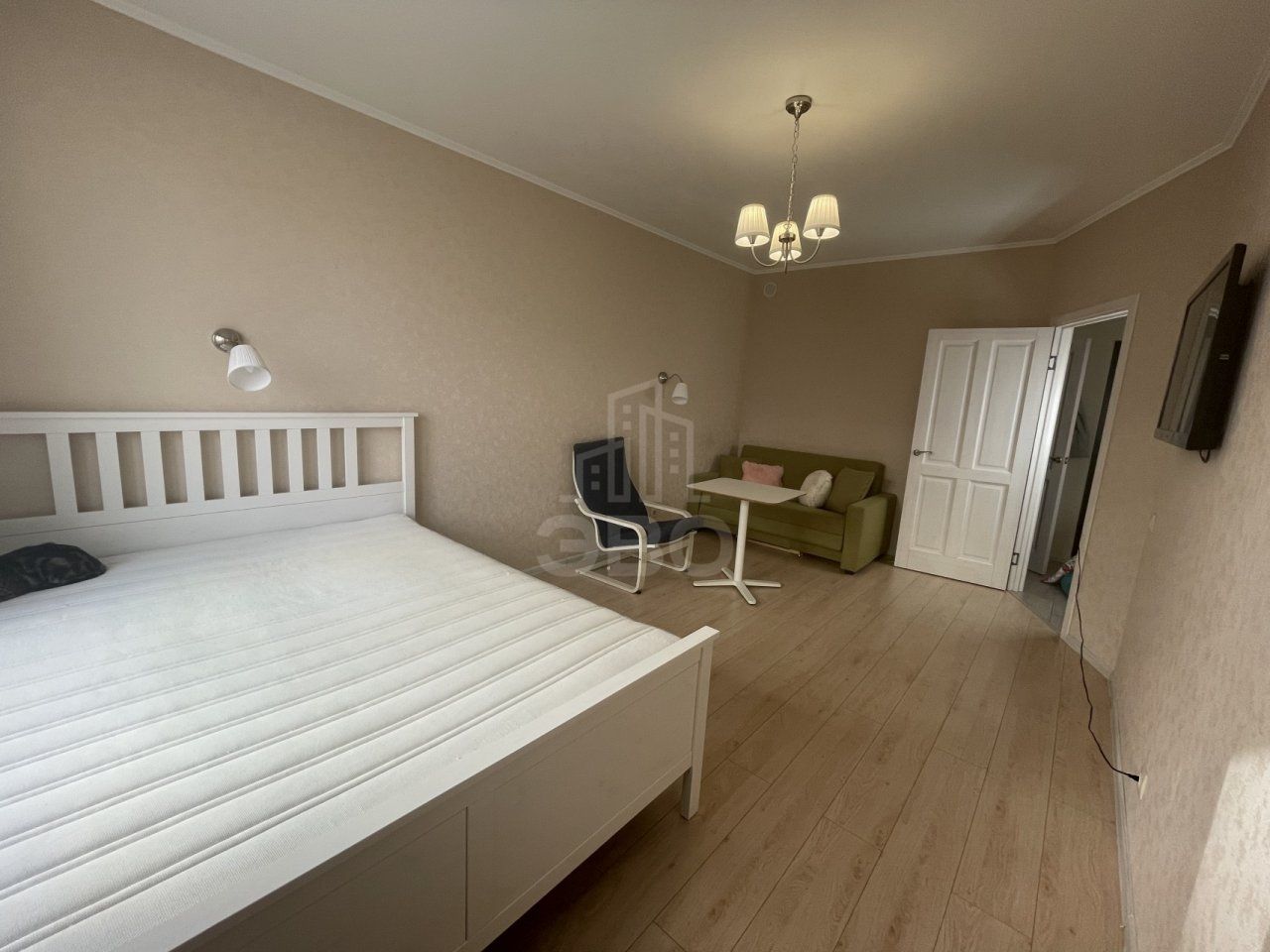 однокомнатная квартира в Санкт-Петербурге по адресу: Кременчугская ул., 17, к 3