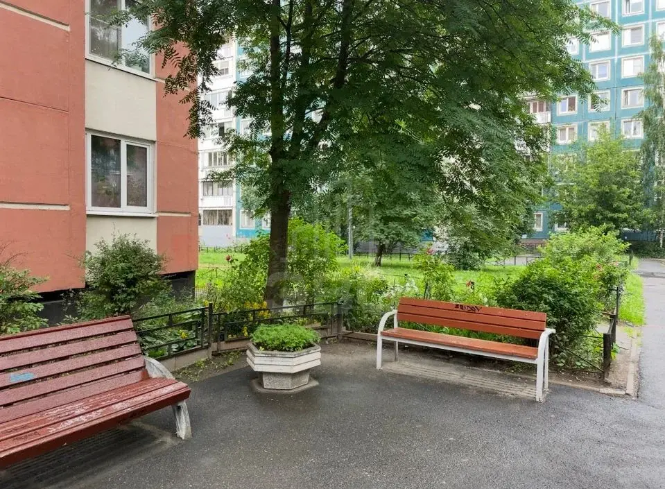 двухкомнатная квартира в Санкт-Петербурге по адресу: Королёва проспект, 48, к 3