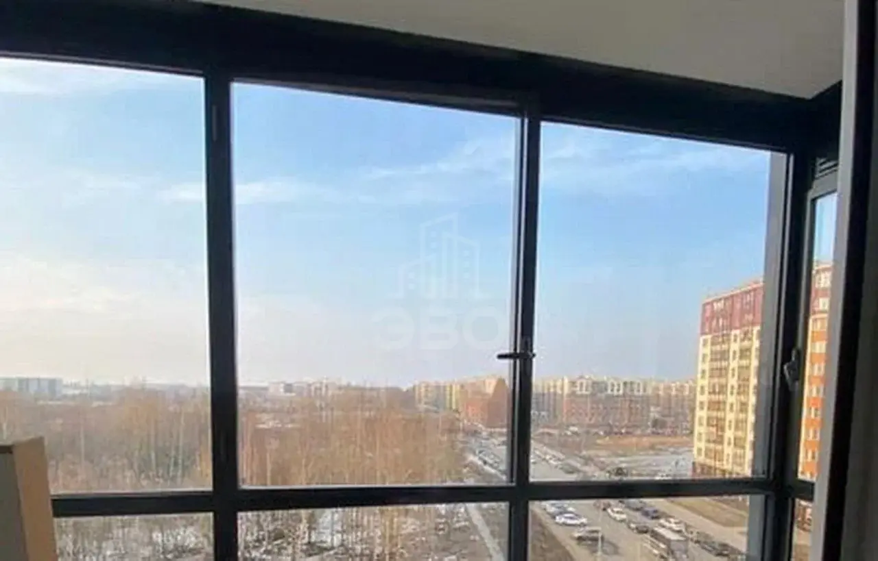 однокомнатная квартира в Санкт-Петербурге по адресу: Генерала Кравченко ул., 3, к 1