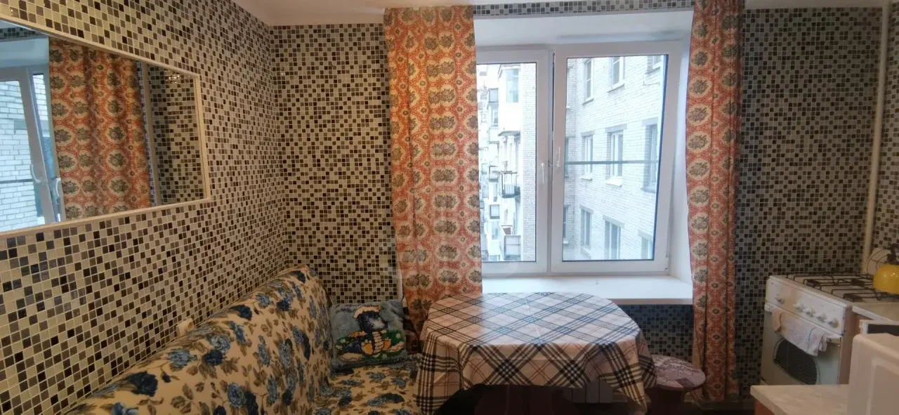 однокомнатная квартира в Санкт-Петербурге по адресу: Типанова ул., 29
