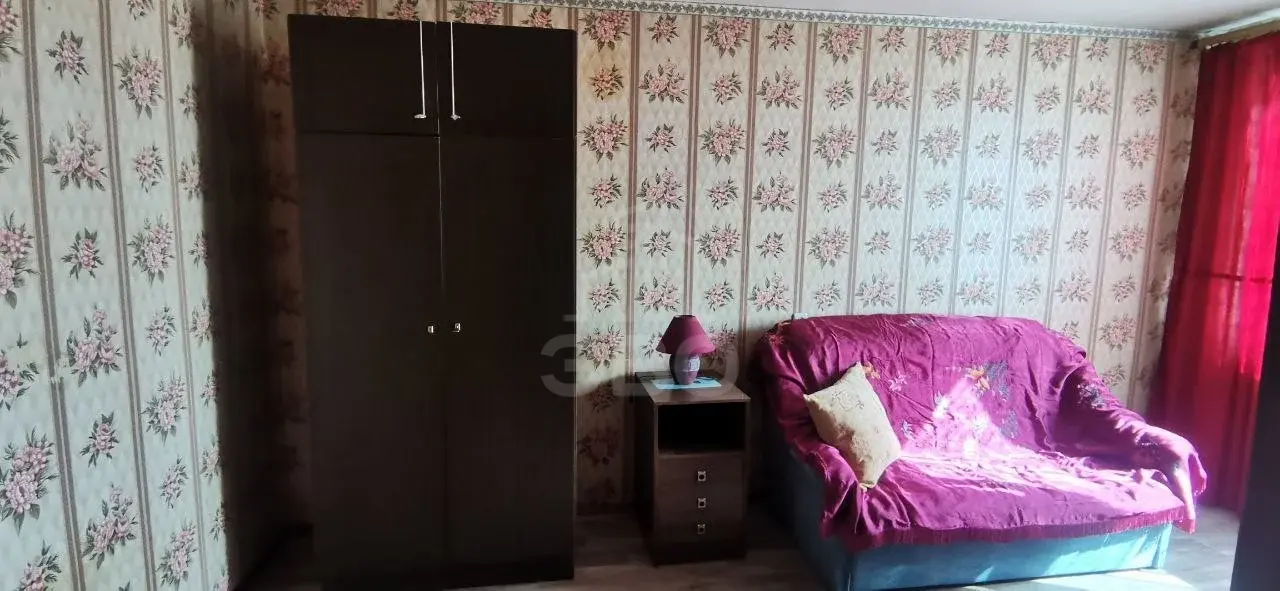 двухкомнатная квартира в Санкт-Петербурге по адресу: Славы проспект, 38, к 1