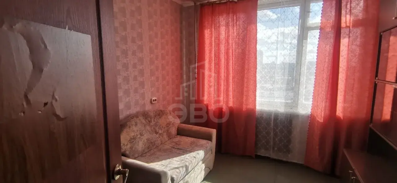 двухкомнатная квартира в Санкт-Петербурге по адресу: Славы проспект, 38, к 1