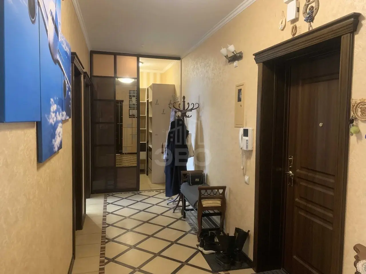 двухкомнатная квартира в Санкт-Петербурге по адресу: Революции ш., 18, к 2