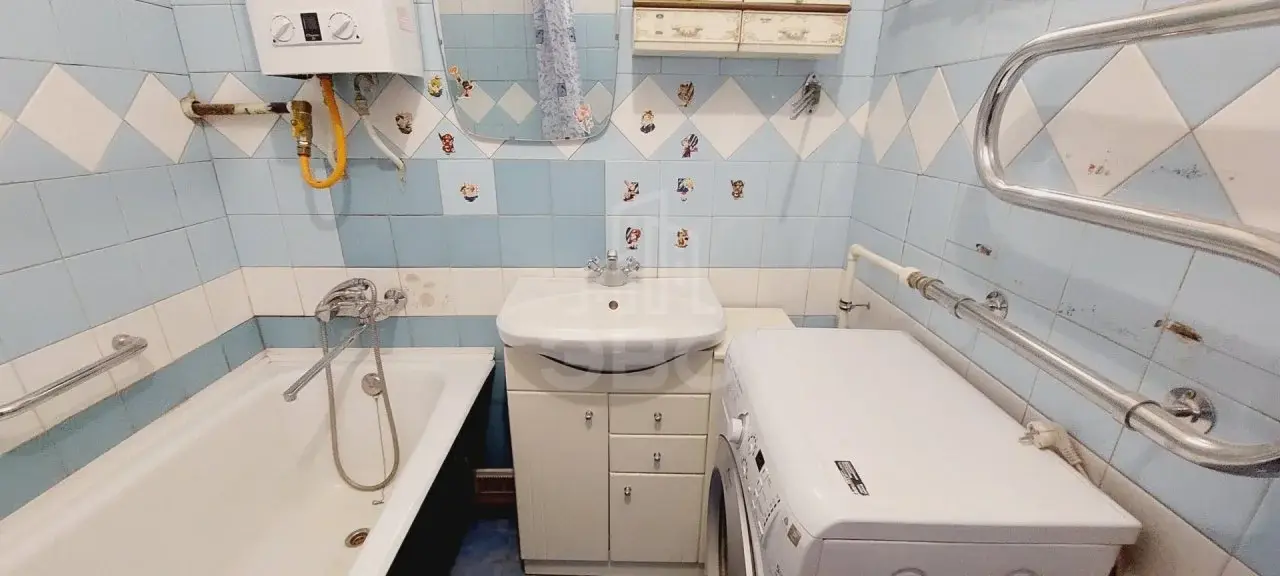 двухкомнатная квартира в Санкт-Петербурге по адресу: 2-й Муринский проспект, 34, к 1