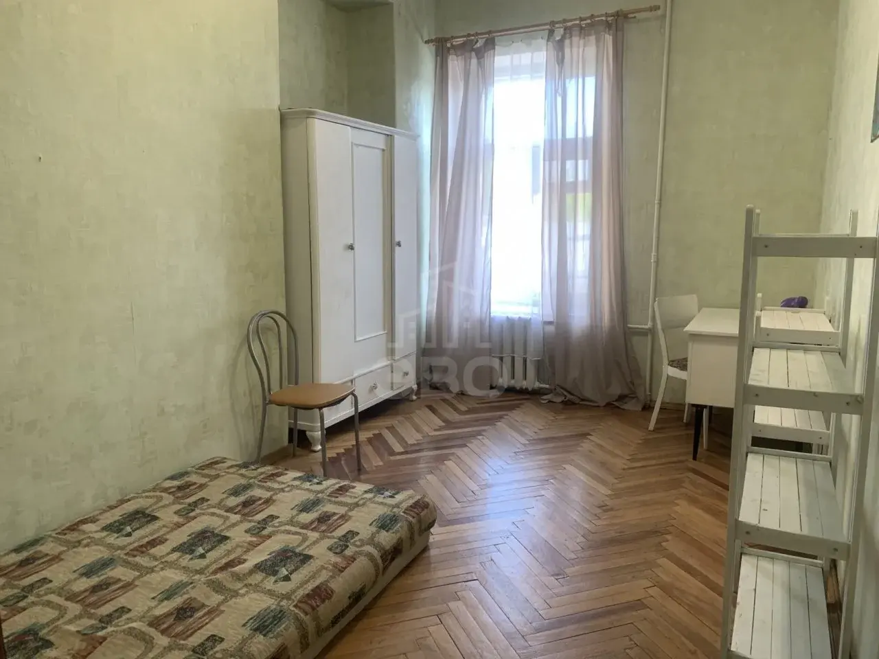 трехкомнатная квартира в Санкт-Петербурге по адресу: Литейный проспект, 54