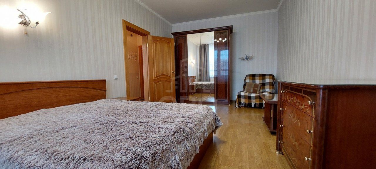 однокомнатная квартира в Санкт-Петербурге по адресу: Кораблестроителей ул., 32, к 1