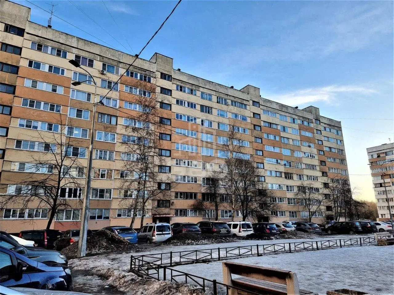 трехкомнатная квартира в Санкт-Петербурге по адресу: Ораниенбаумский проспект, 49, к 1