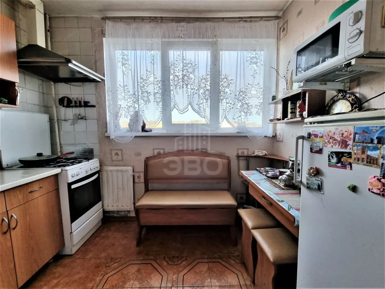 трехкомнатная квартира в Санкт-Петербурге по адресу: Ораниенбаумский проспект, 49, к 1