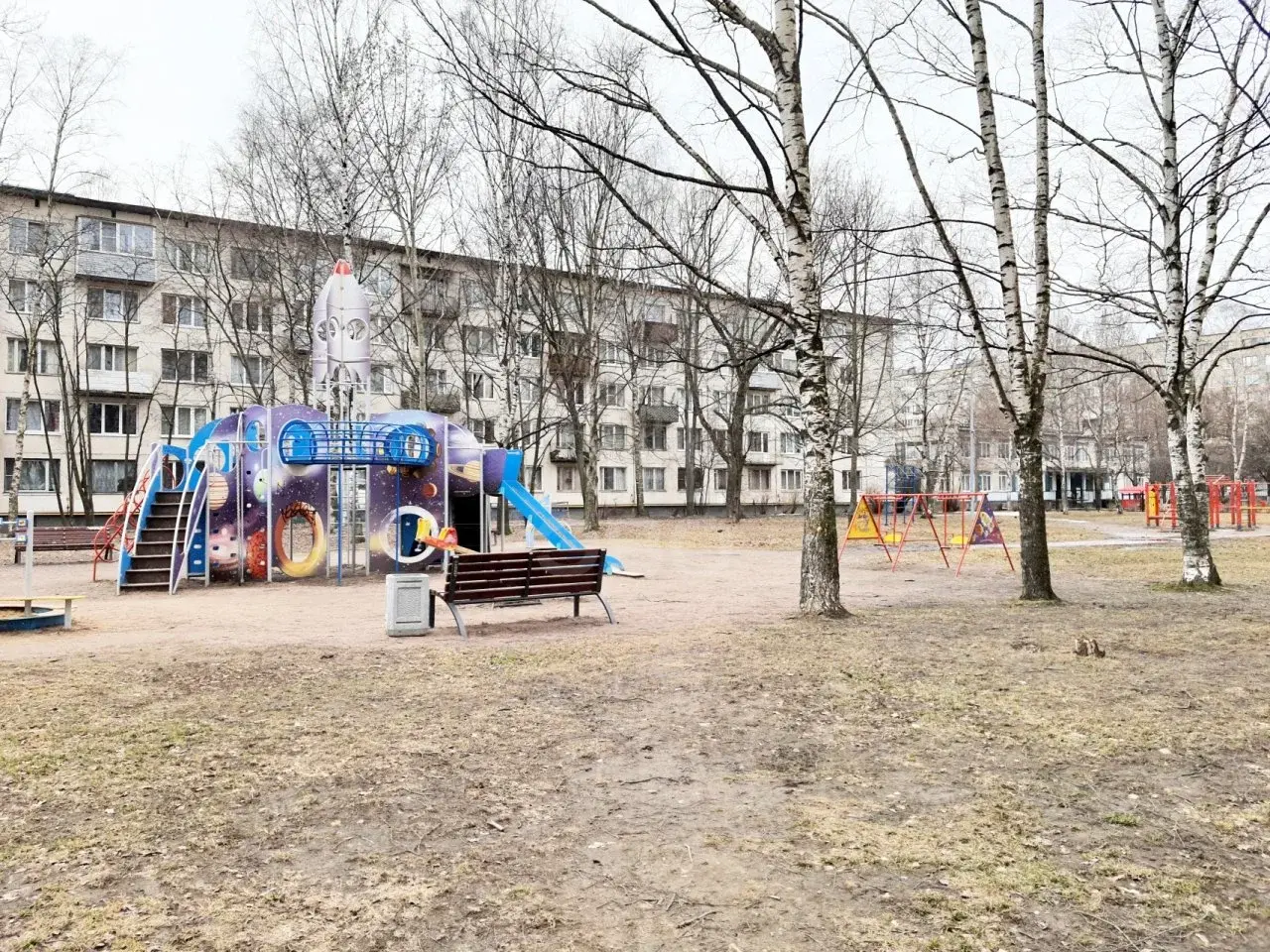 однокомнатная квартира в Санкт-Петербурге по адресу: Димитрова ул., 24, к 1