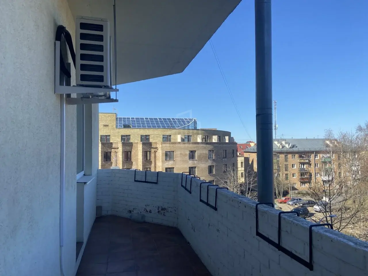 трехкомнатная квартира в Санкт-Петербурге по адресу: Владимирская ул., 6