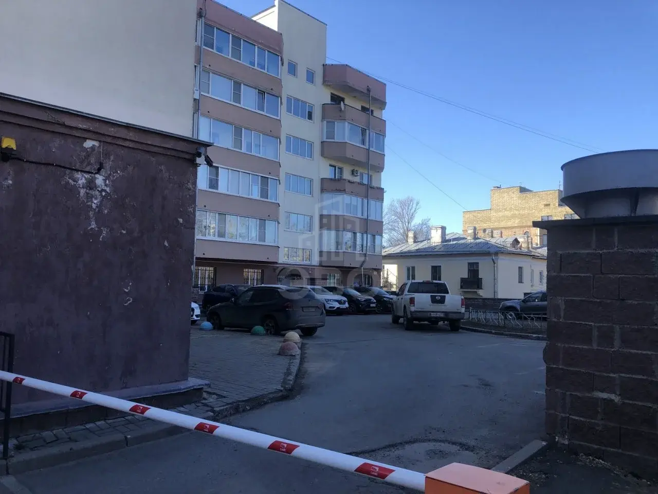 трехкомнатная квартира в Санкт-Петербурге по адресу: Владимирская ул., 6
