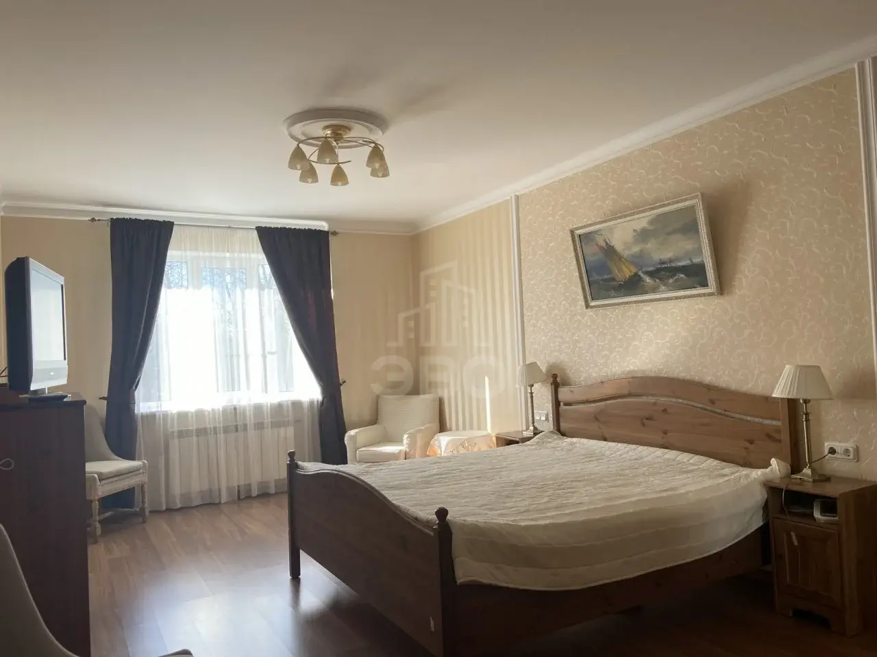 трехкомнатная квартира в Санкт-Петербурге по адресу: Владимирская ул., 6