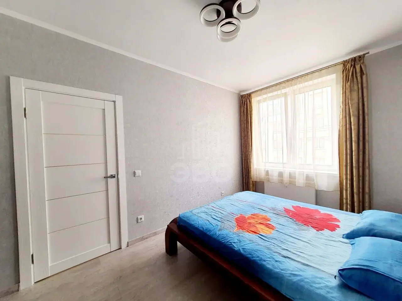 двухкомнатная квартира в Санкт-Петербурге по адресу: Реки Каменки наб., 7, к 2